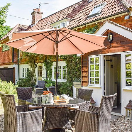Greenbank Cottage Burley Bagian luar foto